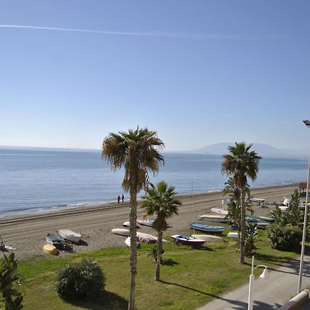 Apartamento Frente Al Mar,Primera Linea Ринкон-де-ла-Викториа Экстерьер фото