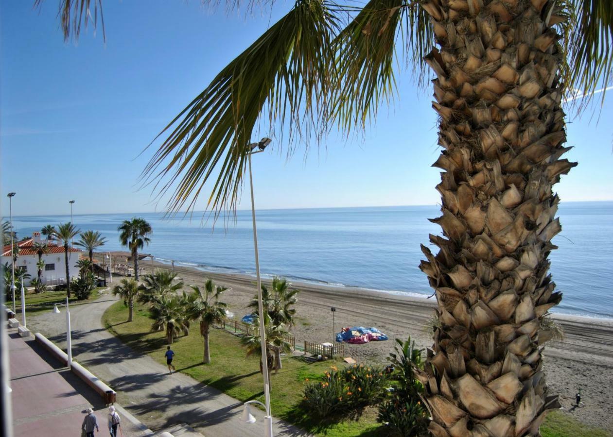 Apartamento Frente Al Mar,Primera Linea Ринкон-де-ла-Викториа Экстерьер фото